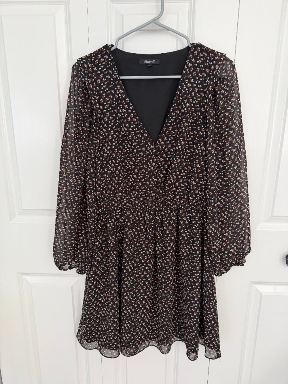 Madewell White House Black Market Long Sleeve V-neck Floral Patterned Dress - M